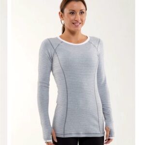 Lululemon Turn Around Gray Striped Long Sleeve Size 8